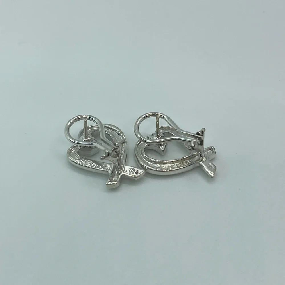Tiffany & Co. Vintage Large Paloma Picasso Loving Heart Earrings - Picture 9 of 16